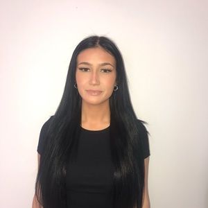 Meet your Posher, Julia